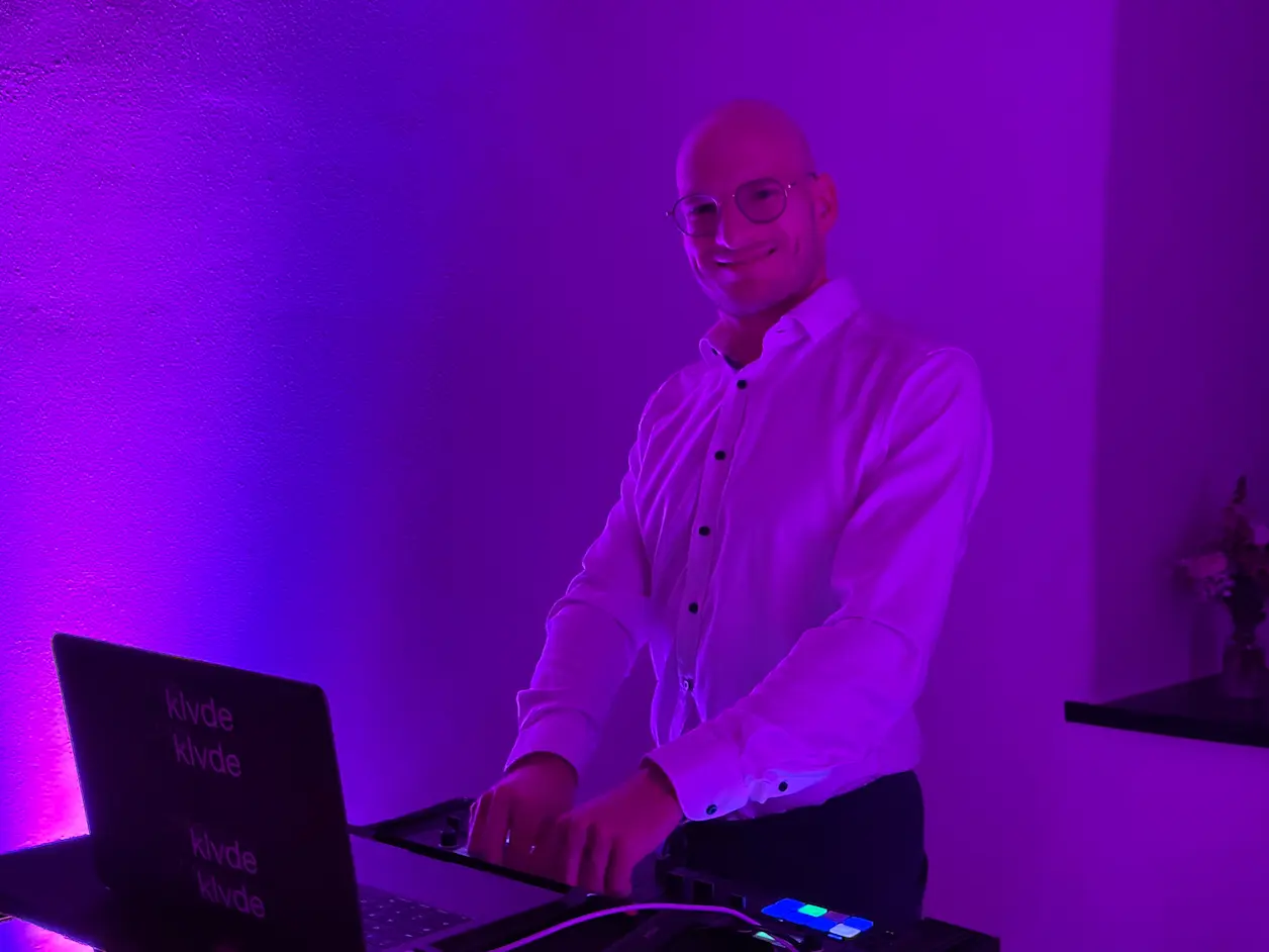Hochzeits-DJ Christian bei einer Hochzeit auf der Burg Lankenberg in Tirschenreuth